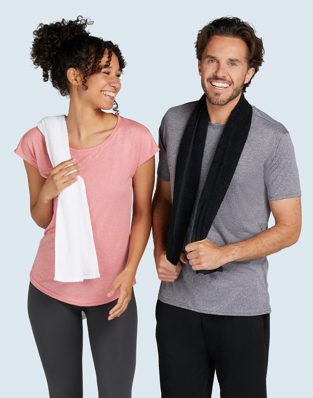  SG ACCESSORIES - TOWELS Toalla deporte Danube 30x140 cm