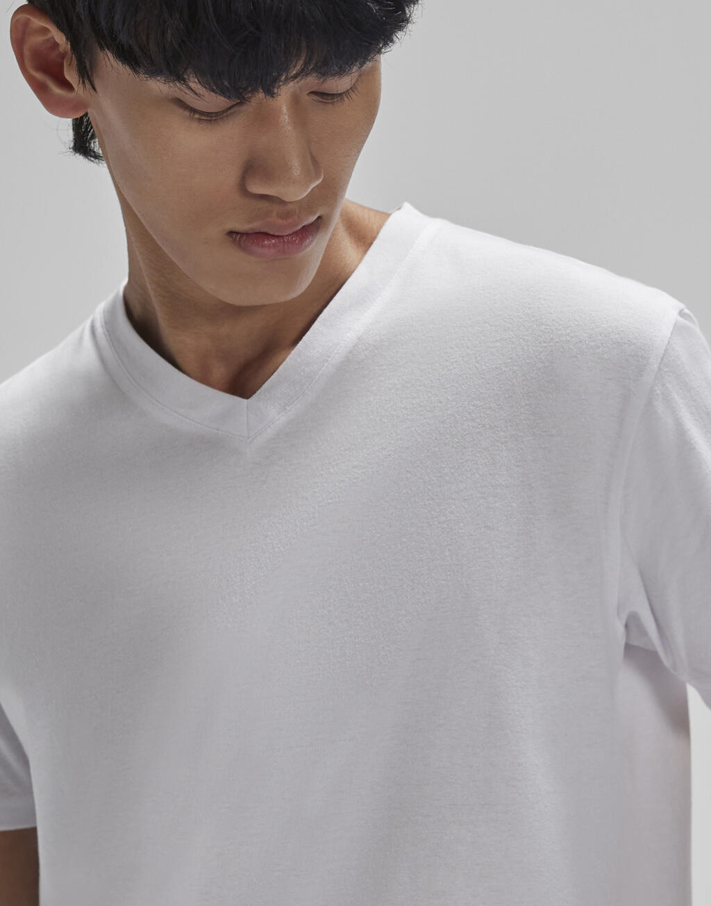 Camiseta con Cuello en V #E150 - vista 2