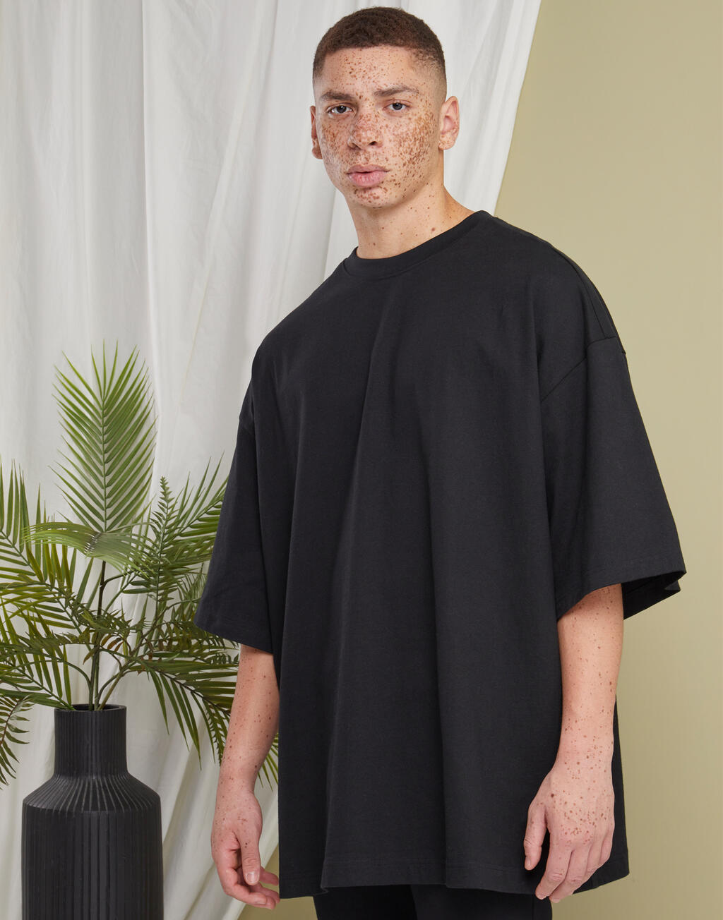 Camiseta Huge - vista 3