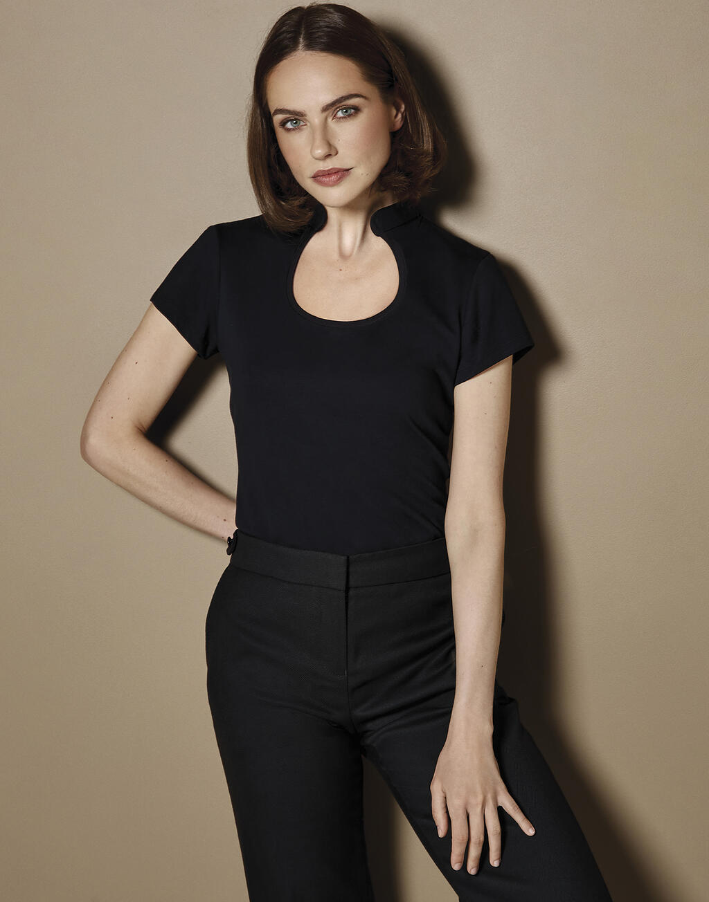  Kustom Kit Camiseta escotada cuello mandarín Regular Fit