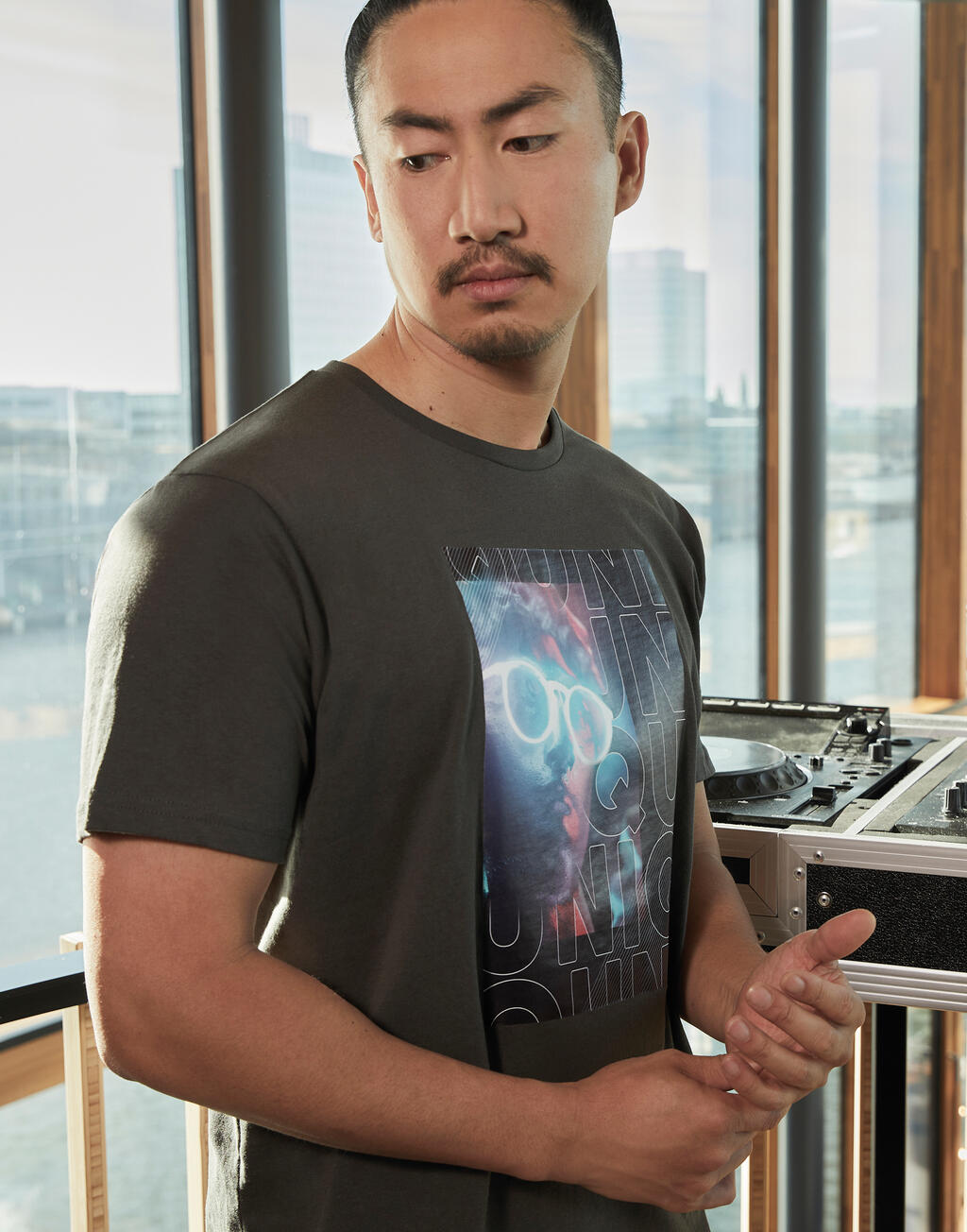 Camiseta Signature sin etiqueta - vista 1