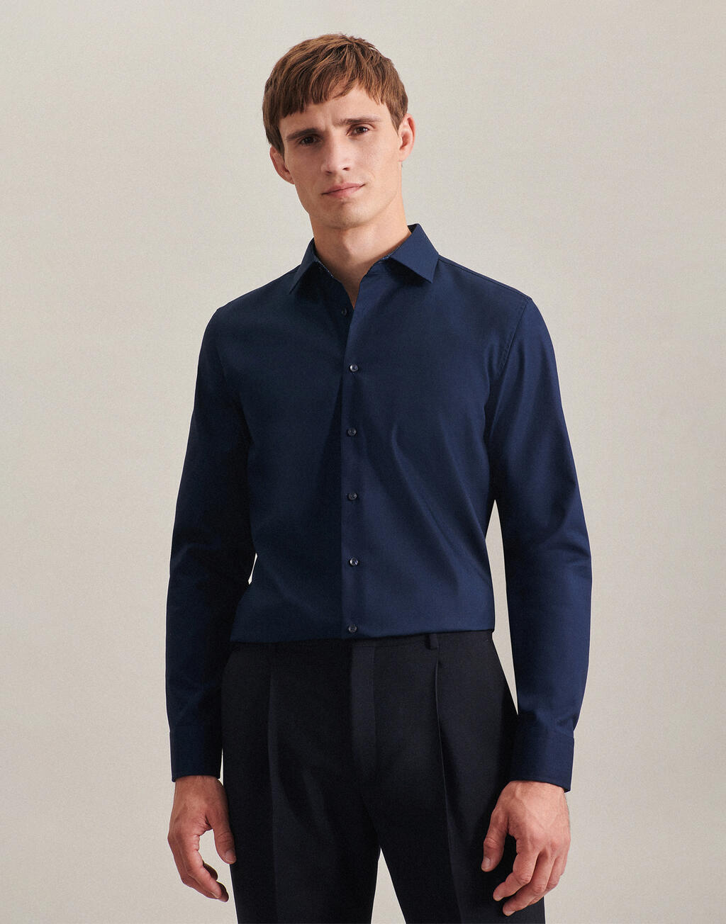 Camisa Business Regular Fit cuello Kent  - vista 4