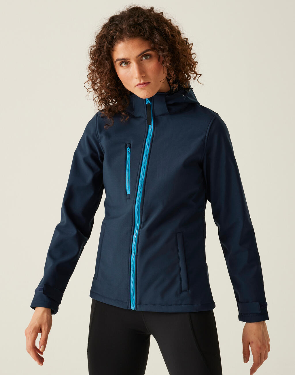 Softshell Capucha 3 capas Venturer Mujer - vista 6