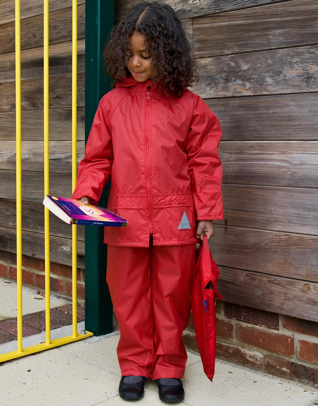  Result Conjunto impermeable niño