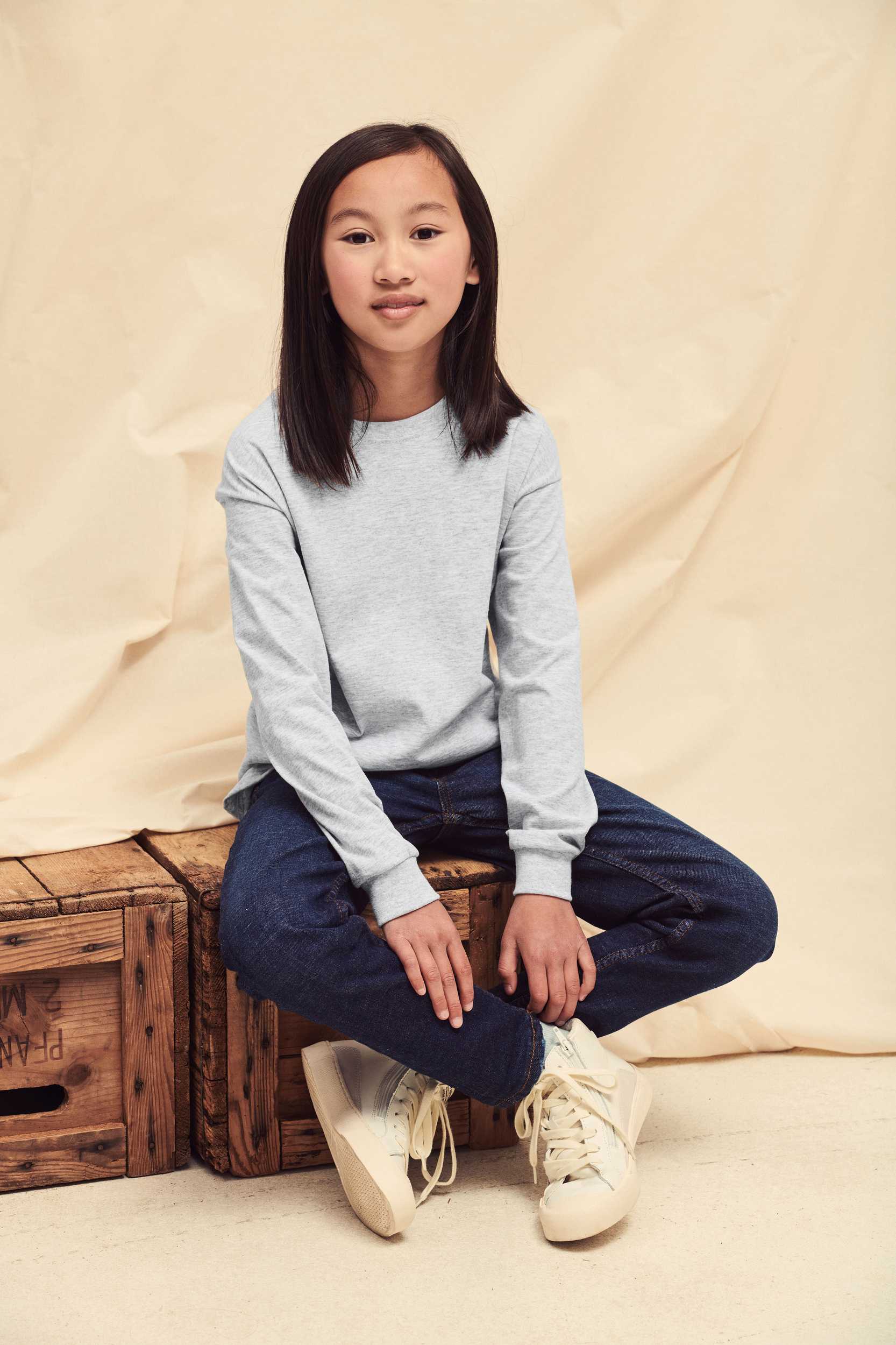  Fruit of the Loom Camiseta Valueweight manga larga niños (61-007-0)