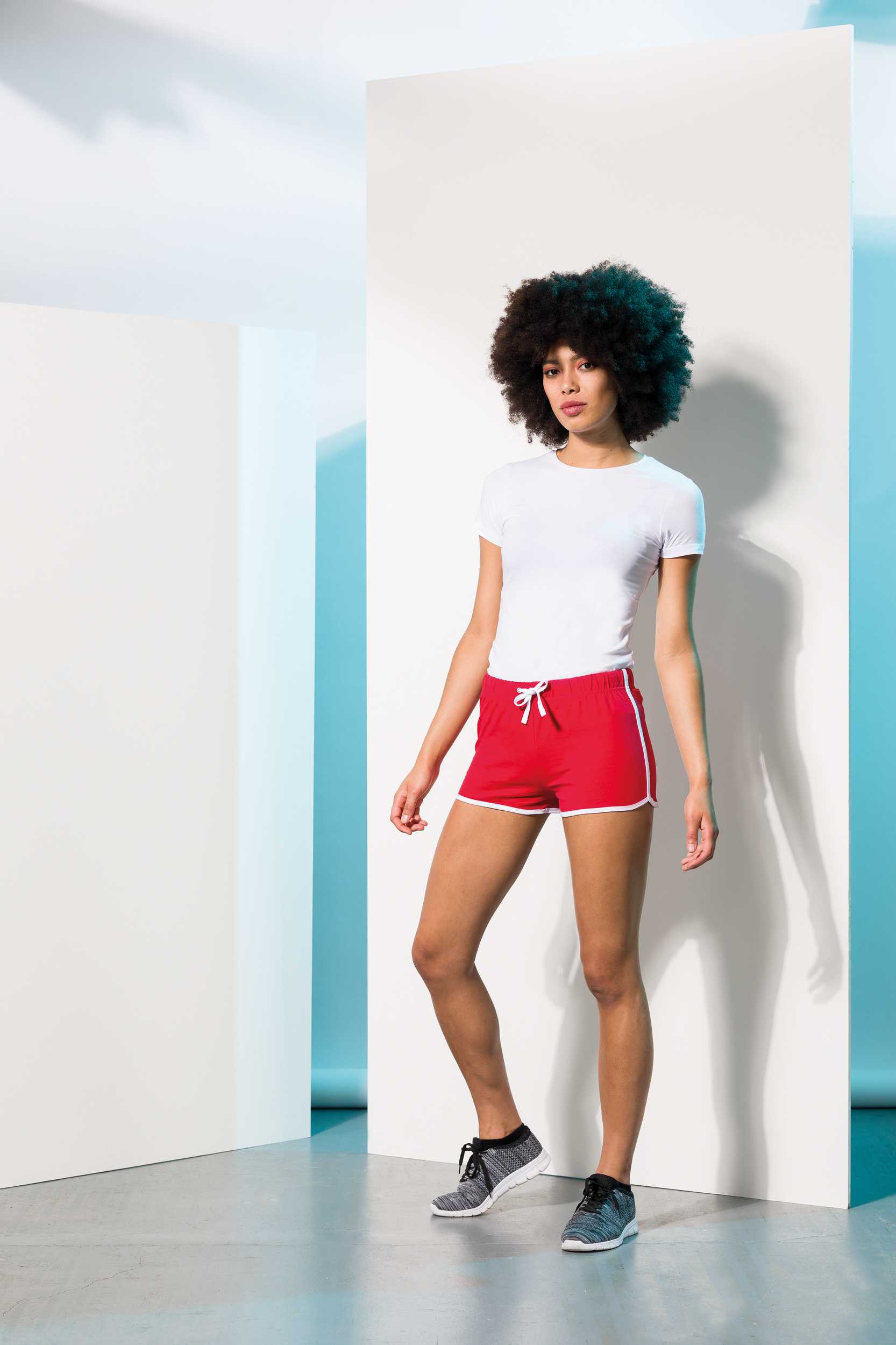  Skinni Fit Short Retro mujer