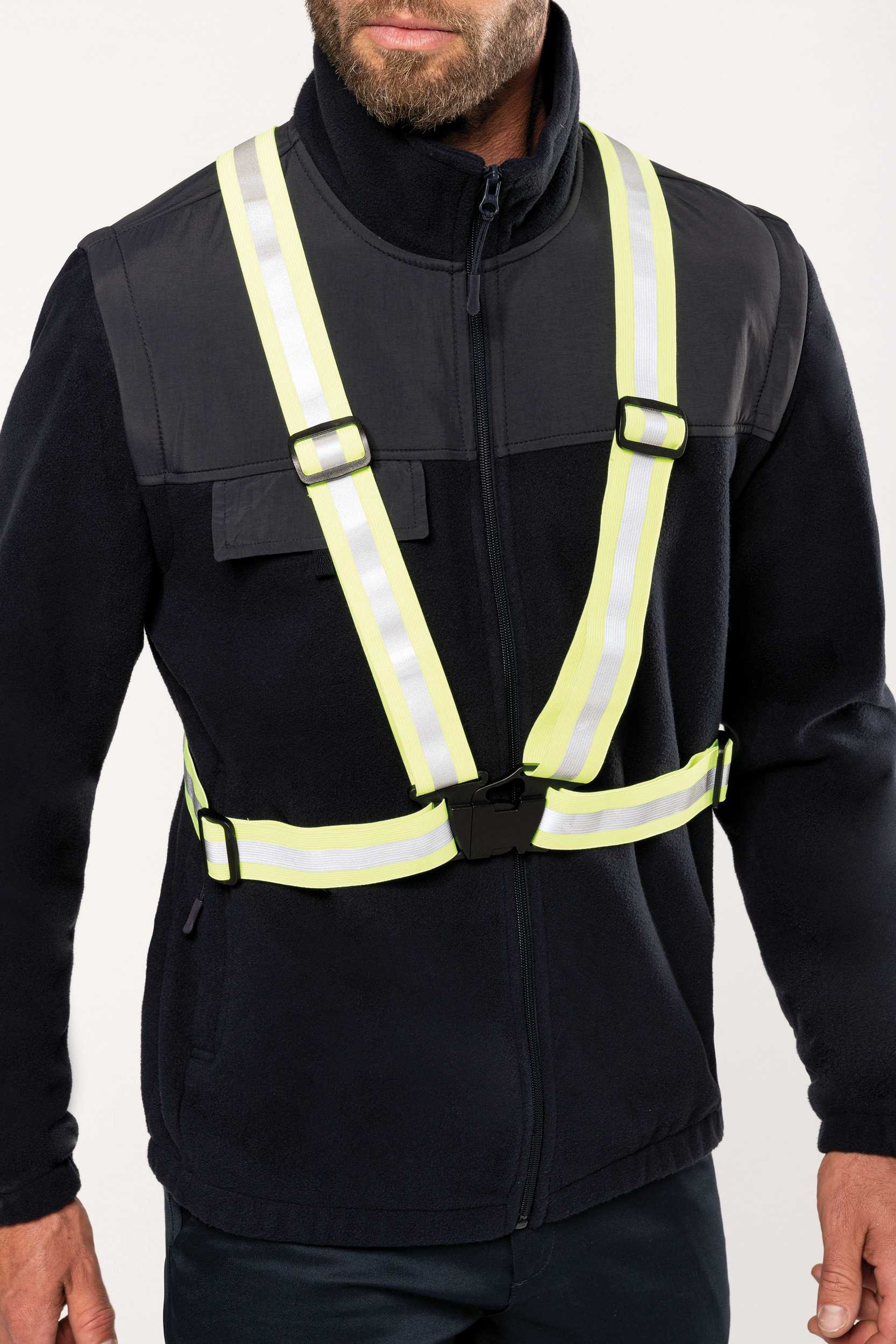  WK. Designed To Work Arnés de hombro elástico ajustable.